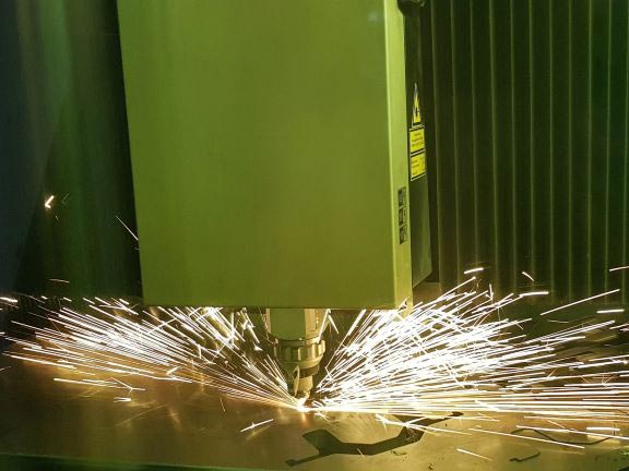 Découpe laser fibre optique  TMT · Tôlerie fine industrielle en